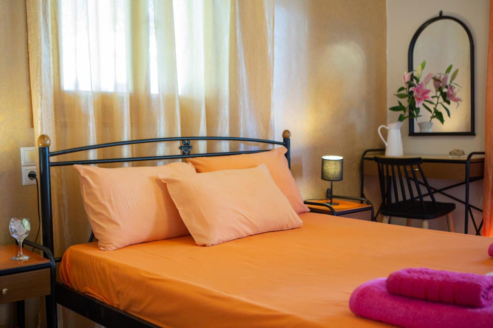 Villa Dimitris Apartments & Bungalows Frínion Екстериор снимка